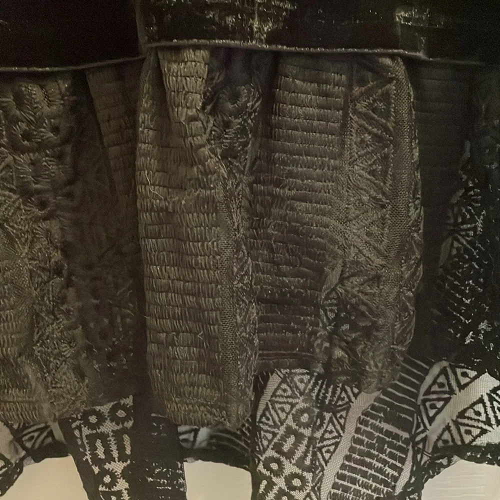 Nordstrom Black Plush Velvet & Burnout Lace LS Top - Picture 2 of 3